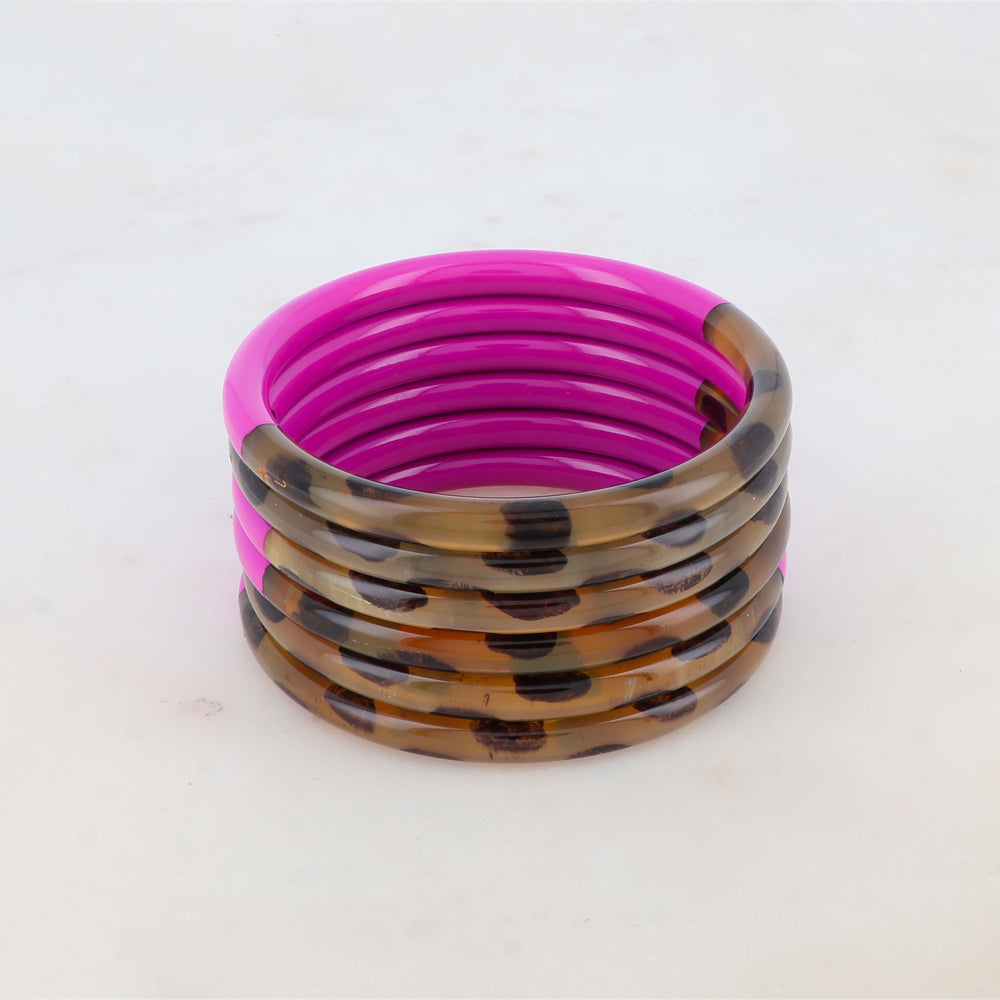 Pulsera de cuerno de búfalo lacado con estampado de leopardo