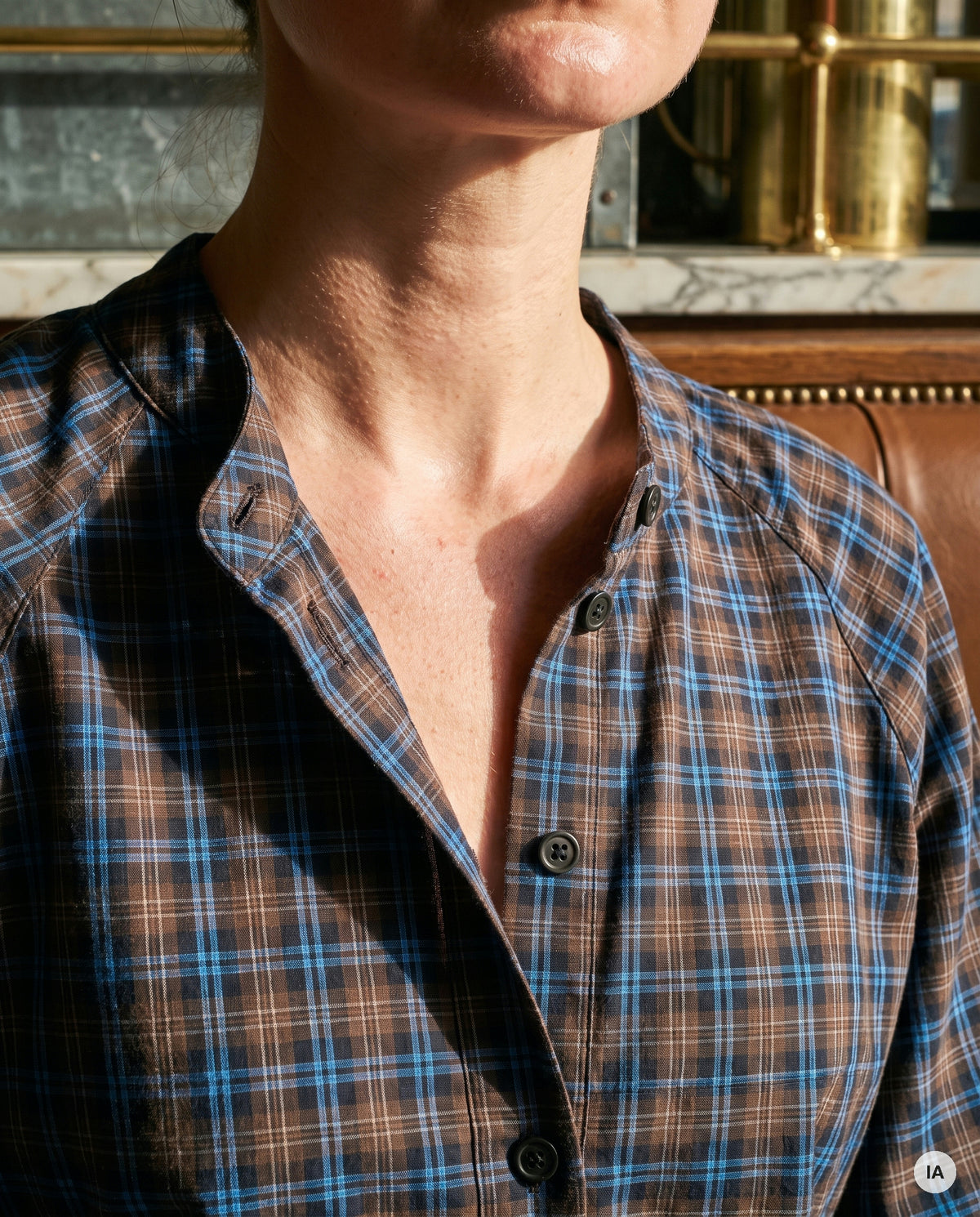 BLOUSE CASSANDRA - LAUREPLUSMAX Top — Image générée par IA
