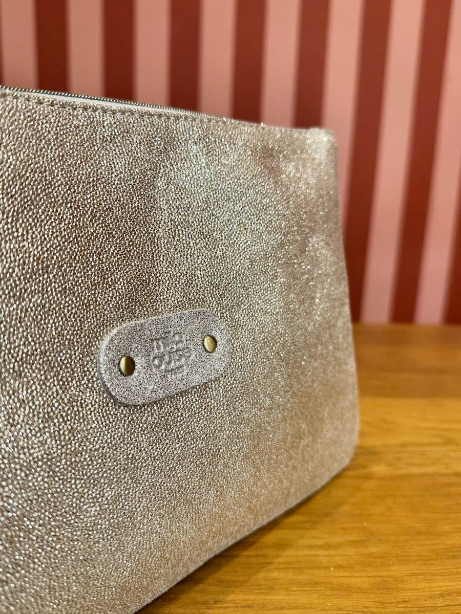 POCH GM AR5 LATTE - MILA LOUISE POCHETTE