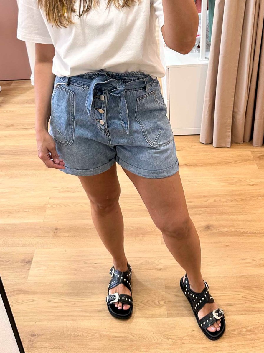 Short Sandrine DENIM CLAIR - LOËLA Short pour femme